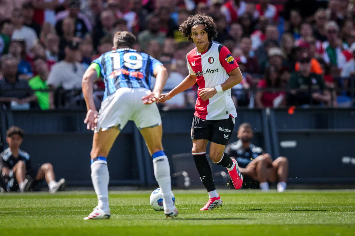 Feyenoord maakt rugnummers bekend: Zechiël krijgt 'upgrade'