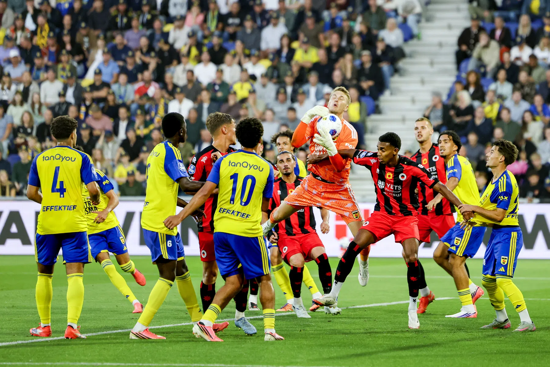 Piepjong Cambuur in zak en as na horroravond: 'Duidelijke les gekregen'