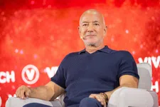 'Amazon-oprichter Jeff Bezos koopt zich in bij Liverpool'
