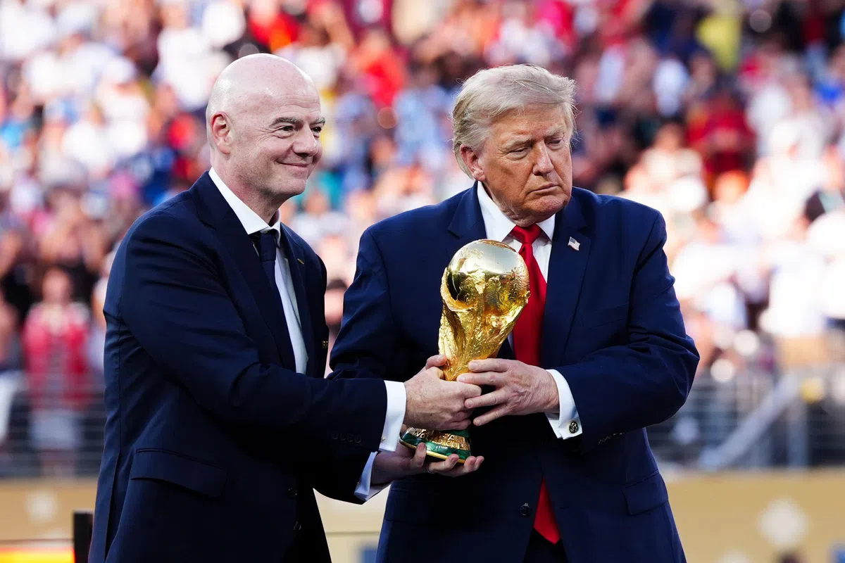 Trump defends Infantino: 'He's fantastic'