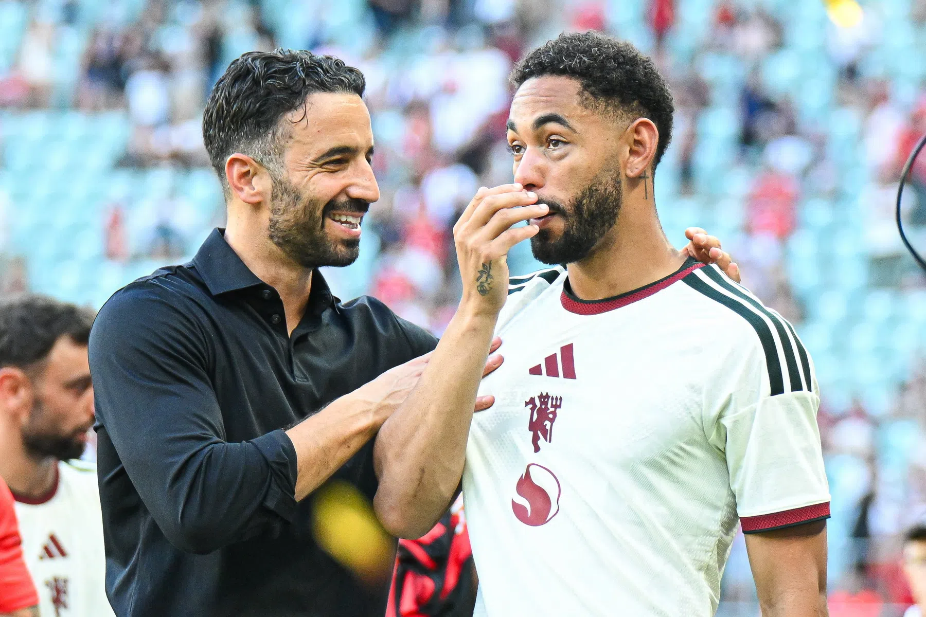 Amorim plaagt BBC-verslaggever na weerzien met Man Utd: 'Missen jullie me al?'