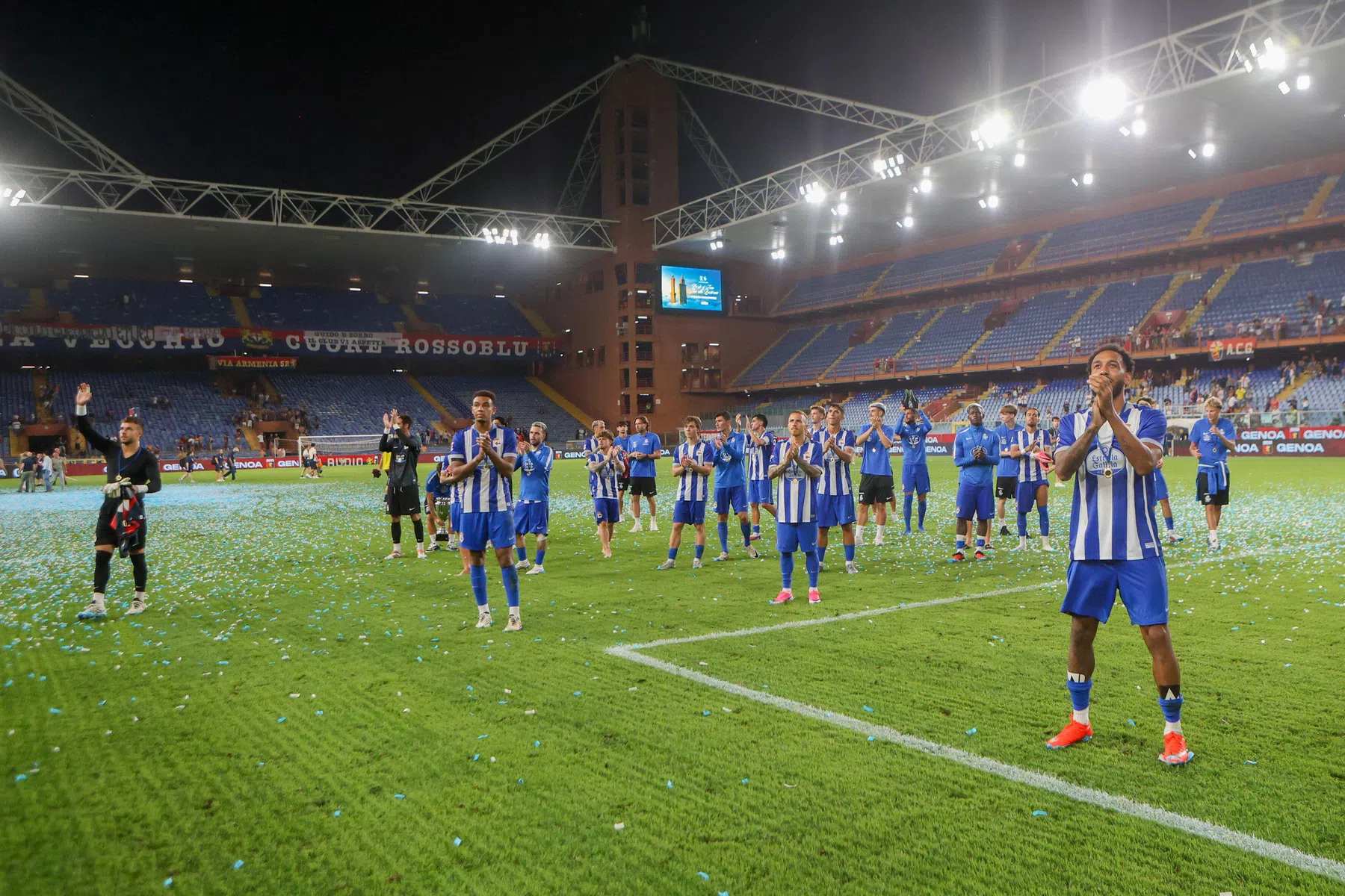 Deportivo geeft overwinning uit handen bij LaLiga-rentree na acht jaar