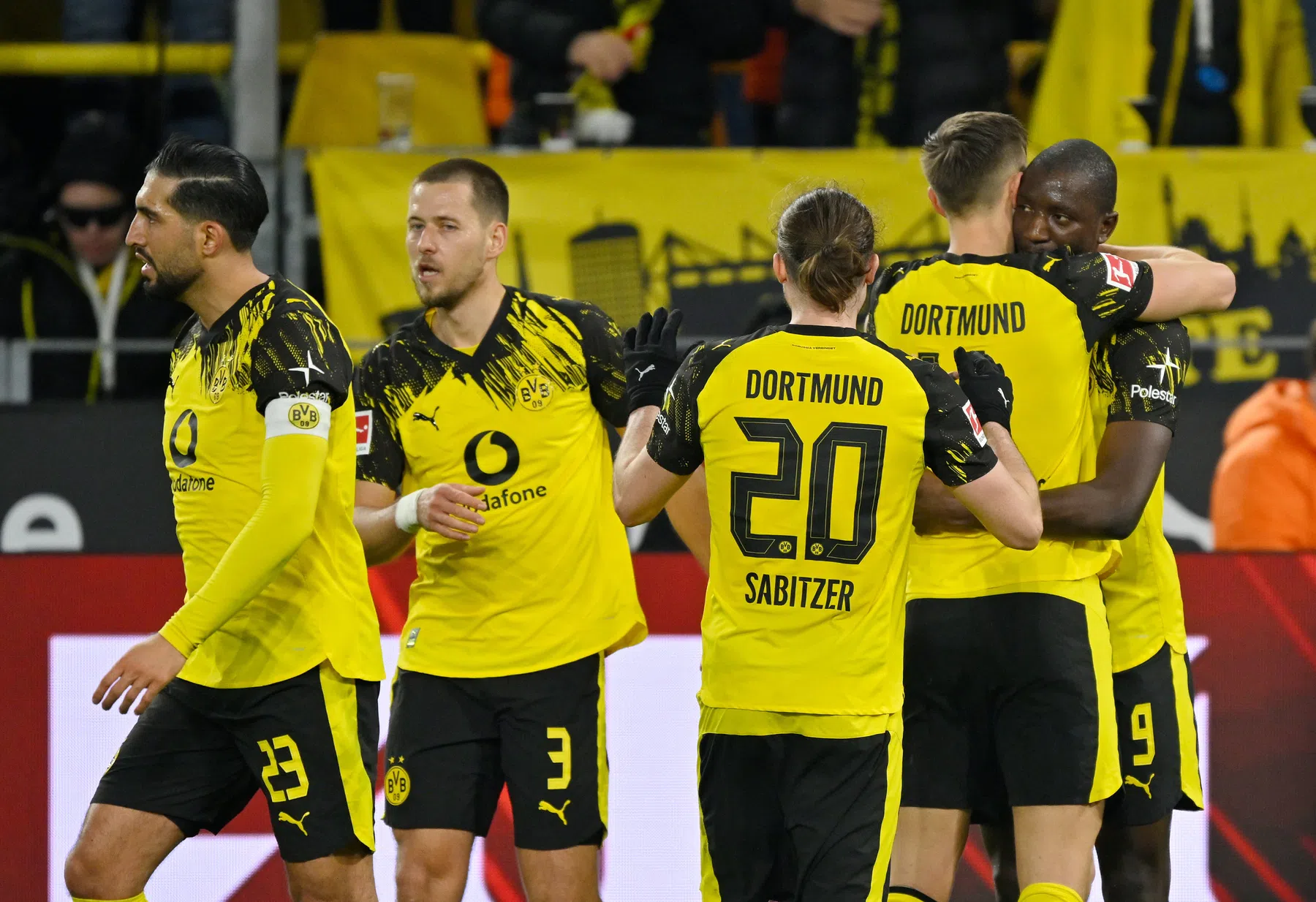 Veerman heeft in ieder geval één concurrent minder bij Dortmund
