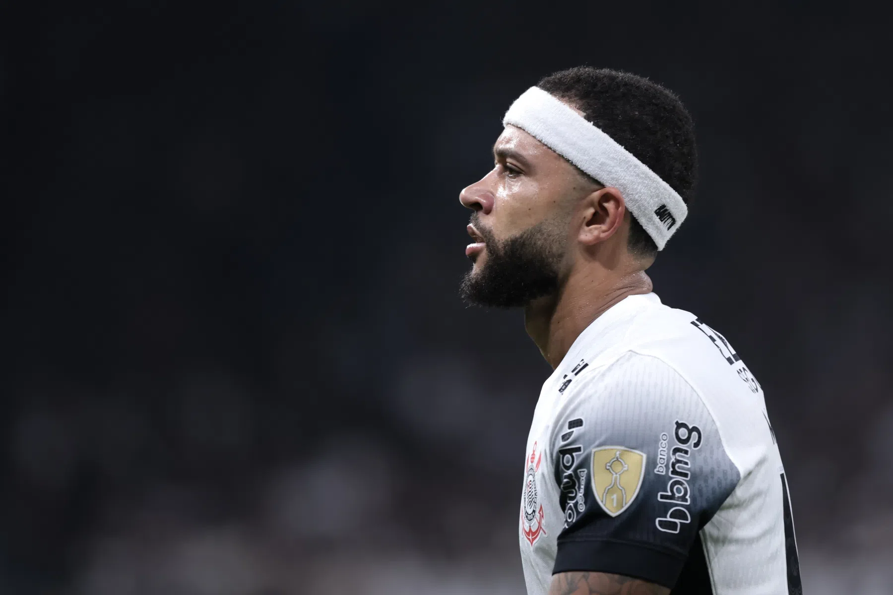 Memphis Depay reaches agreement to stay at Corinthians