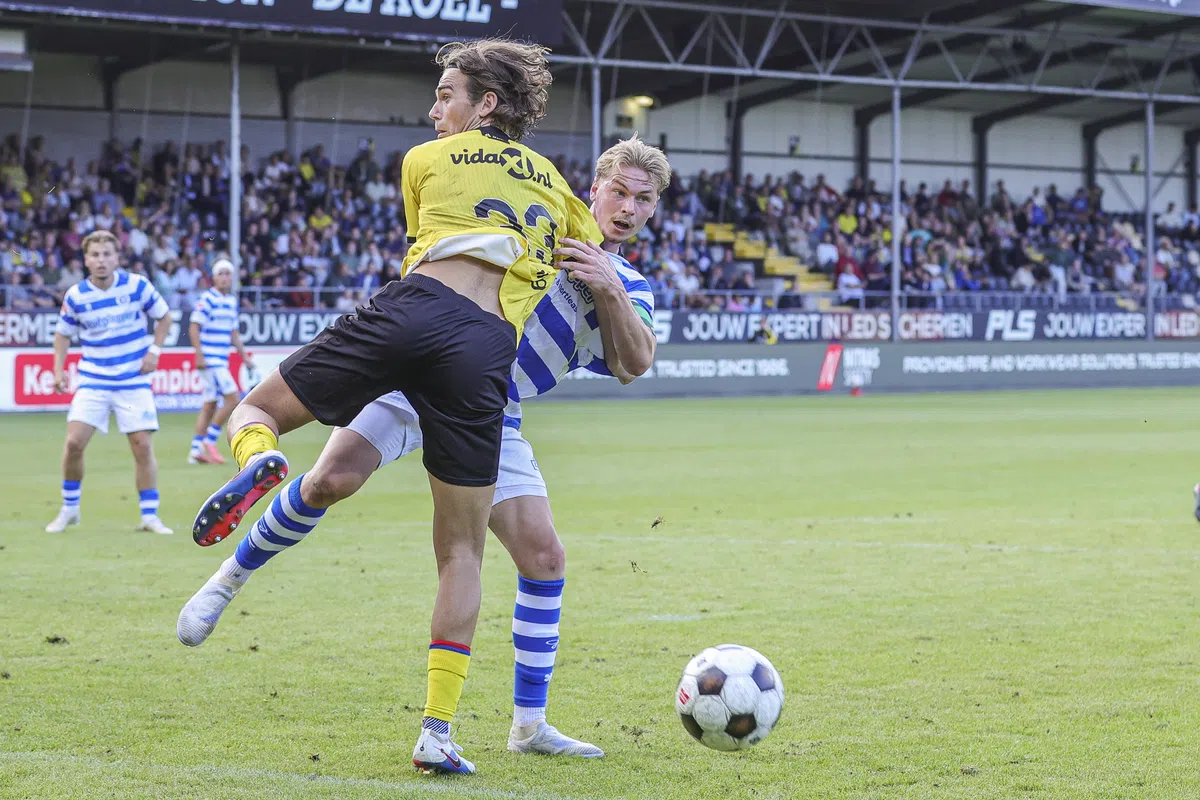 Kwakkelend De Graafschap onderuit bij VVV-Venlo: Dijkhuizen