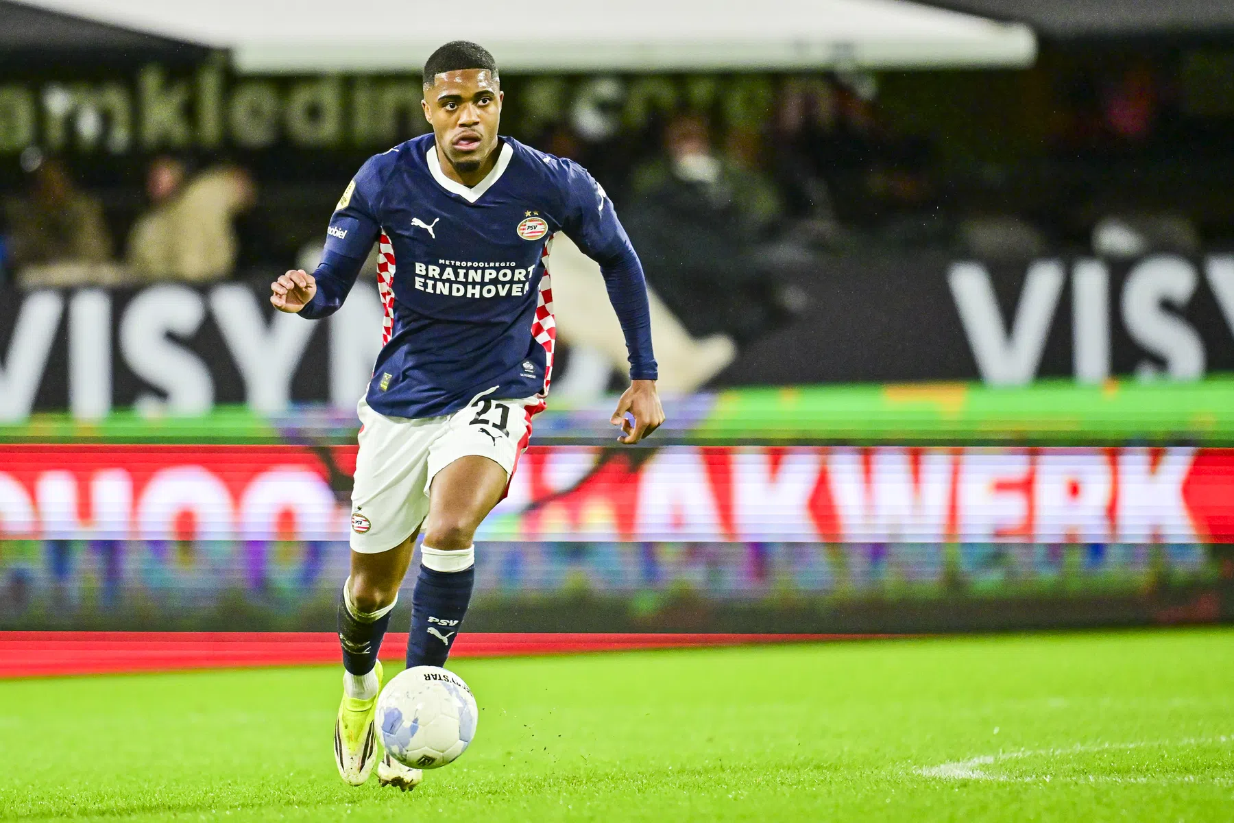 Transfervrije Boadu vervolgt loopbaan in Championship