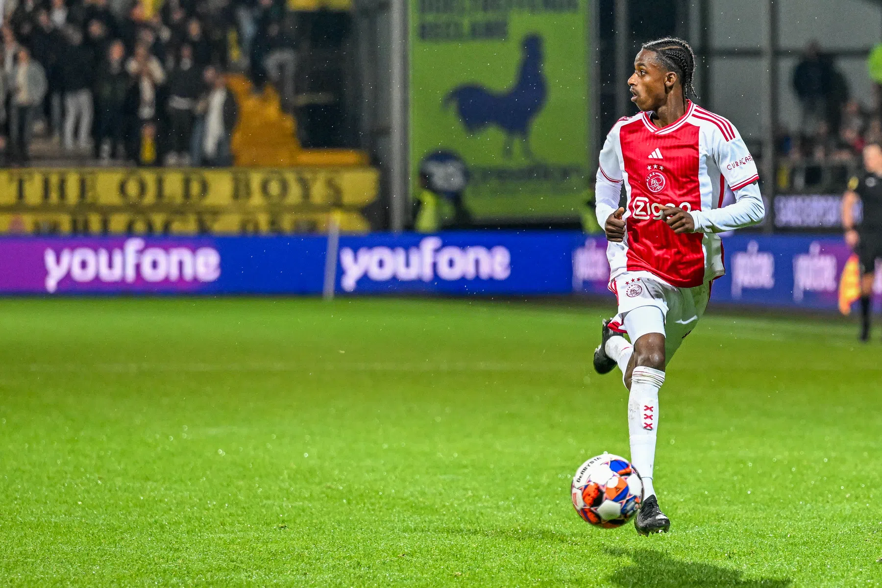 Telstar haalt voormalig Ajacied Martha terug naar de Eredivisie