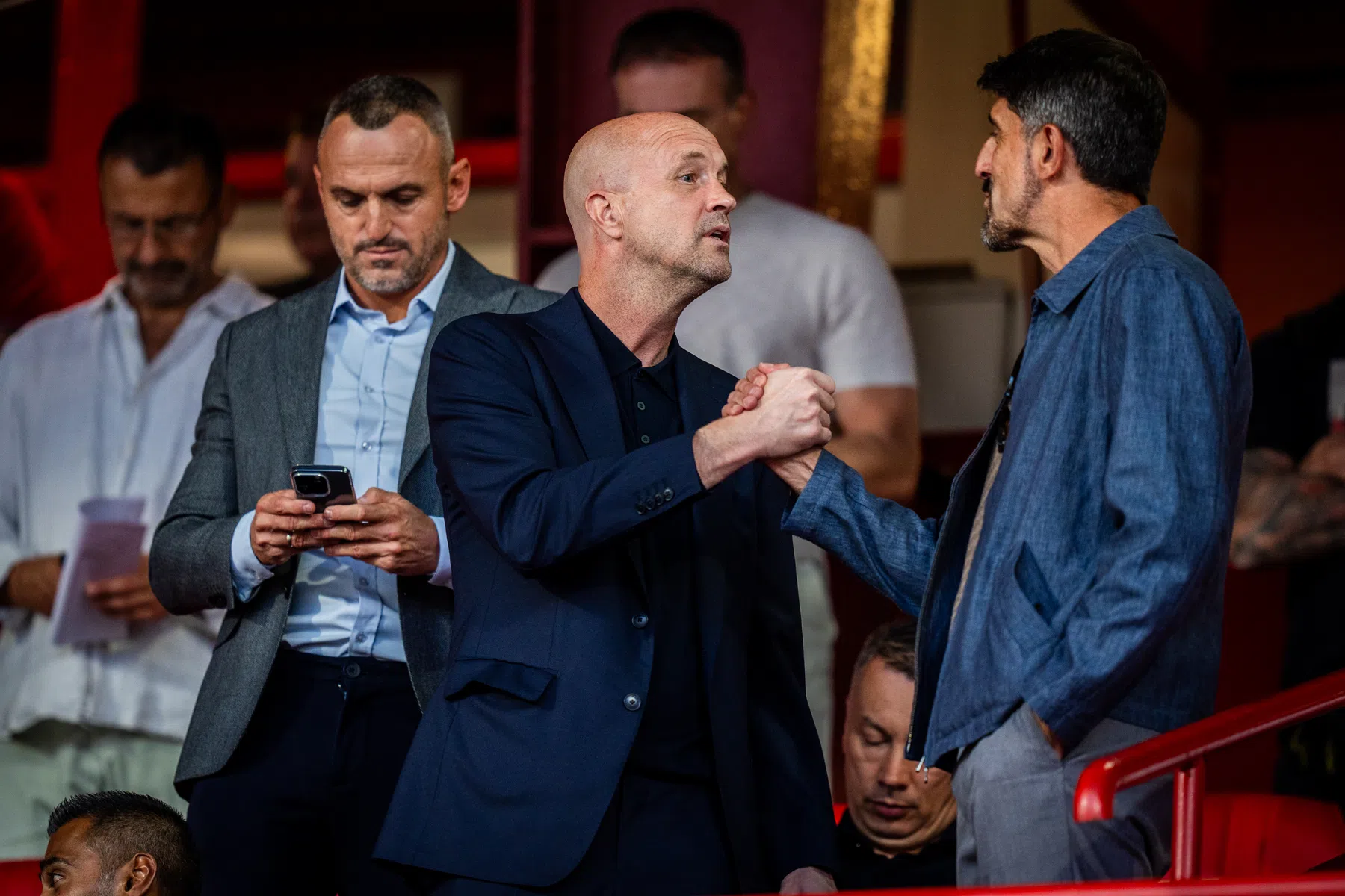 Cruijff backs Ajax strikers Tolu and Leonardo to deliver goals