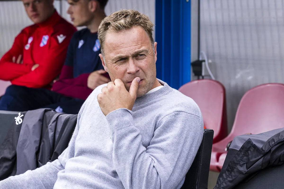 Veldman zet AZ alvast op titelkoers — photo: Voetbal International