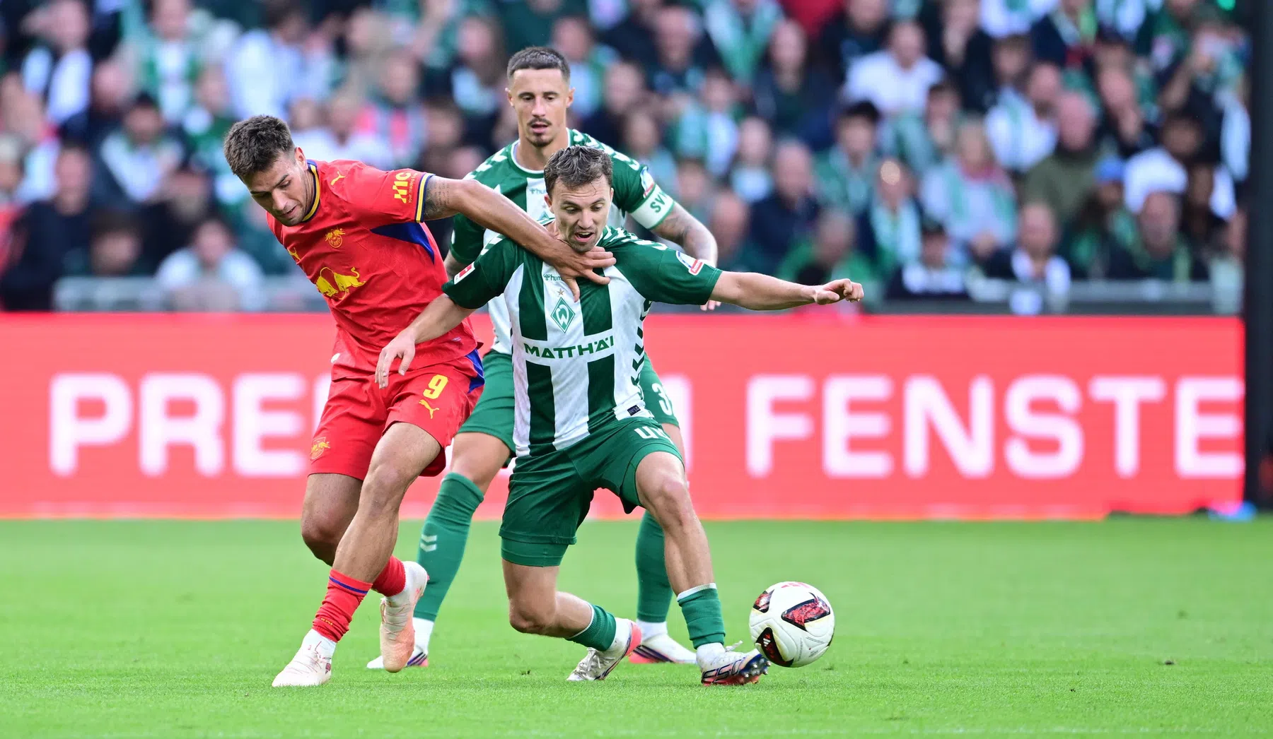 Regeer earns glowing reviews after Werder Bremen debut