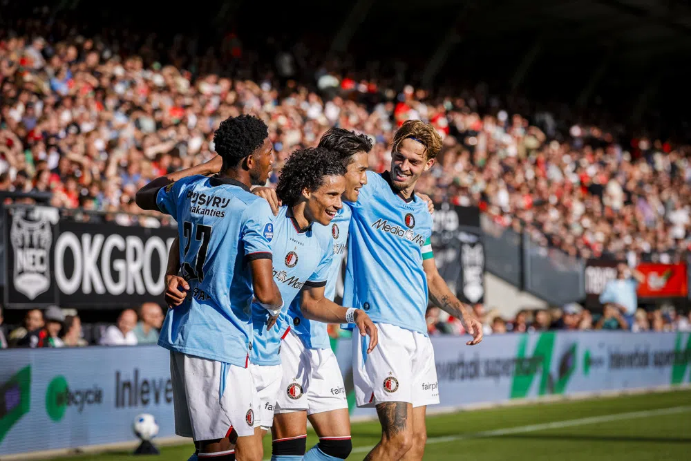 Blijdschap en teleurstelling in De Kuip na nieuws over Oranje-selectie