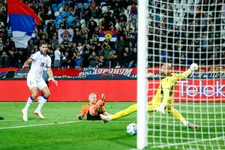 Thumbnail for article: Xavi verbindt verleden en heden in een frisse start