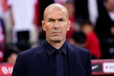 Thumbnail for article: 'Bij Frankrijk kan Zidane zichzelf zijn, een genie tussen de genieën'