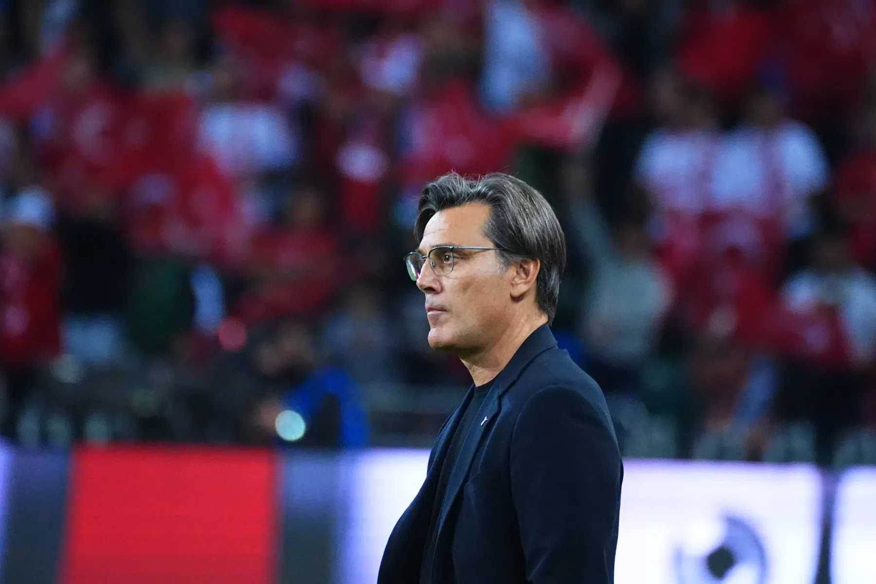 Opnieuw wordt om ontslag Montella geroepen: 'Op dit niveau spelen is geen straf'