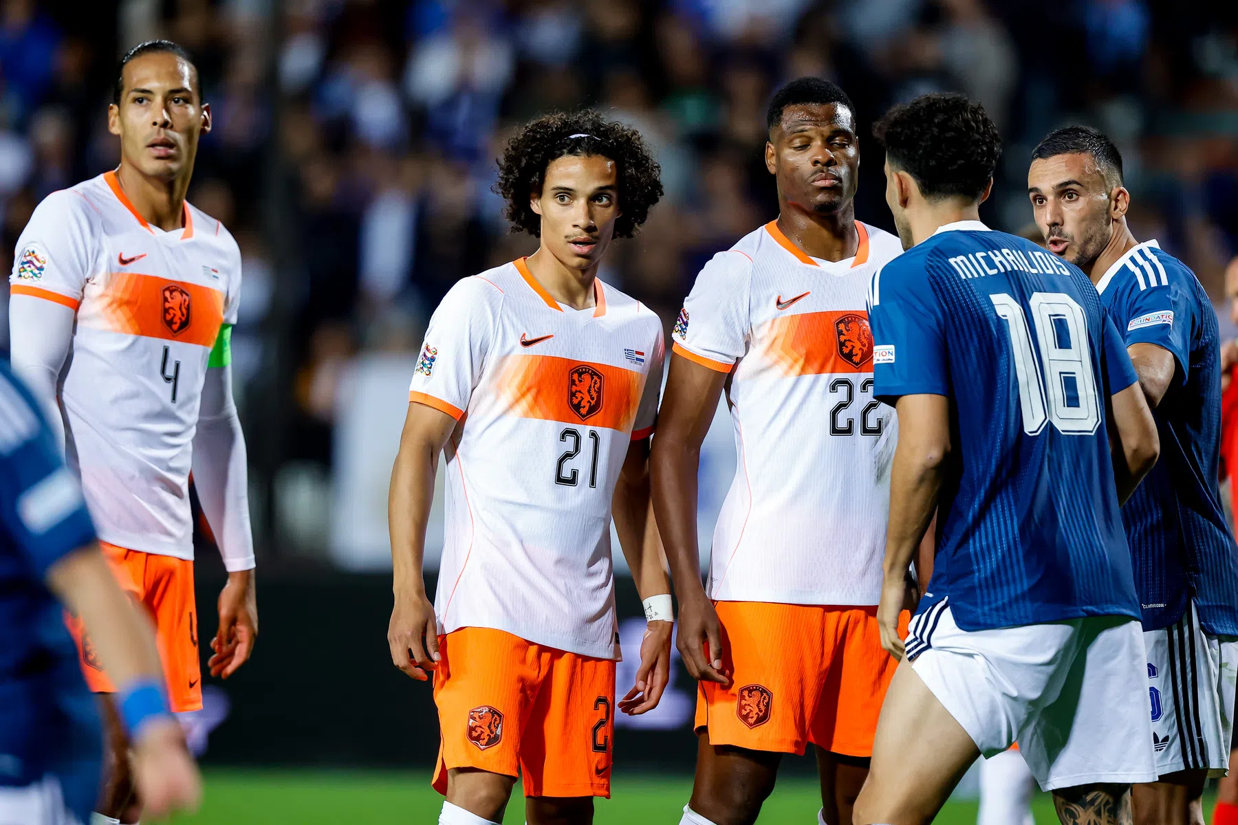 Dumfries droomt net als Van Dijk van Club van Honderd: 'Ook voor mij belangrijk'