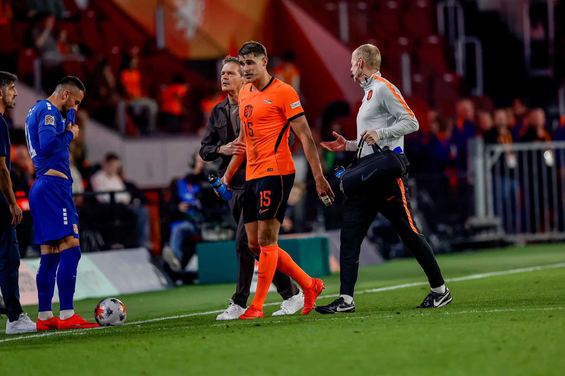 Tottenham handed encouraging injury news on Van de Ven and Van Hecke