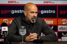 Bosz: 'We mogen wellicht een andere speler inschrijven bij de UEFA'