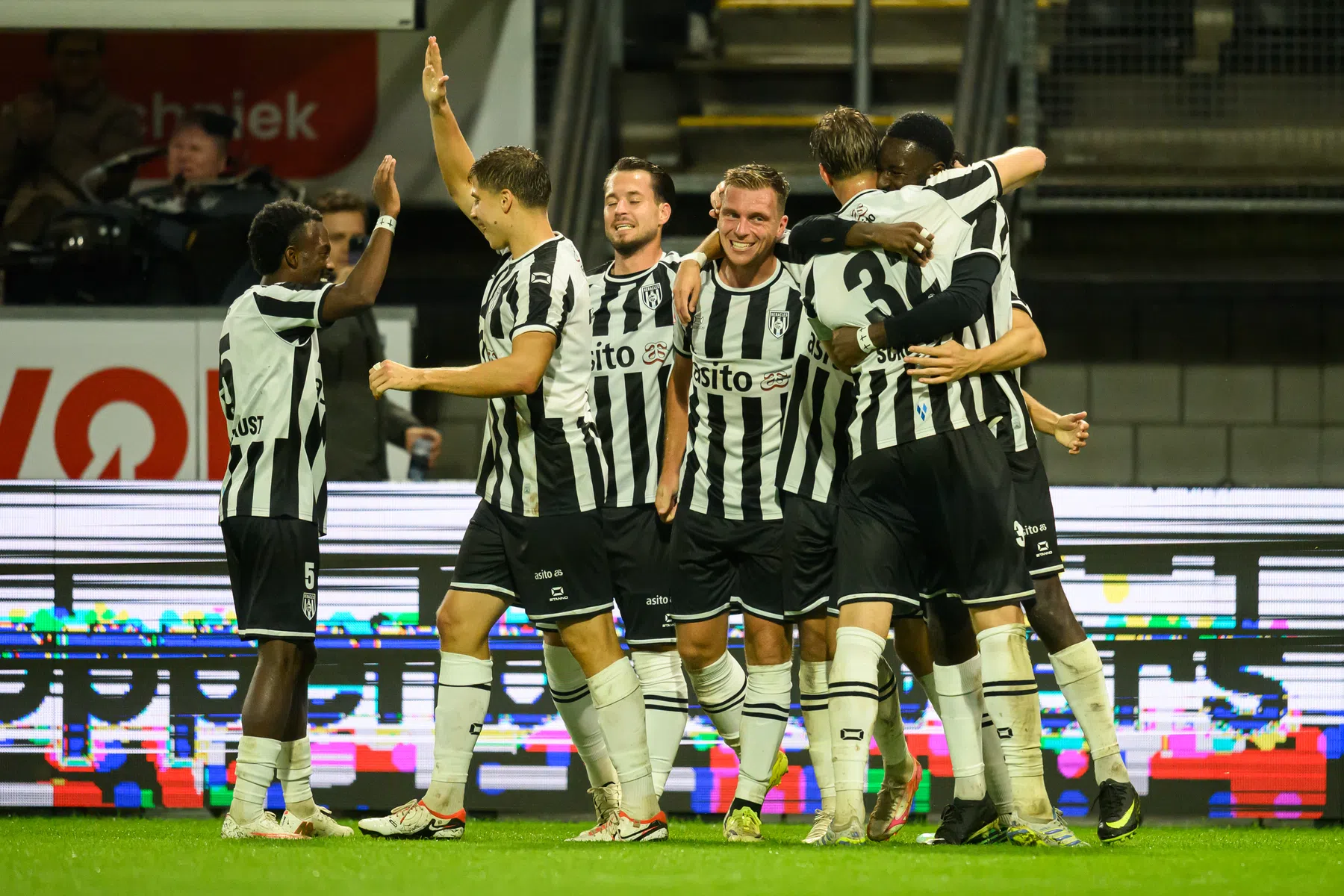 Heracles Almelo décroche la première période et valide son