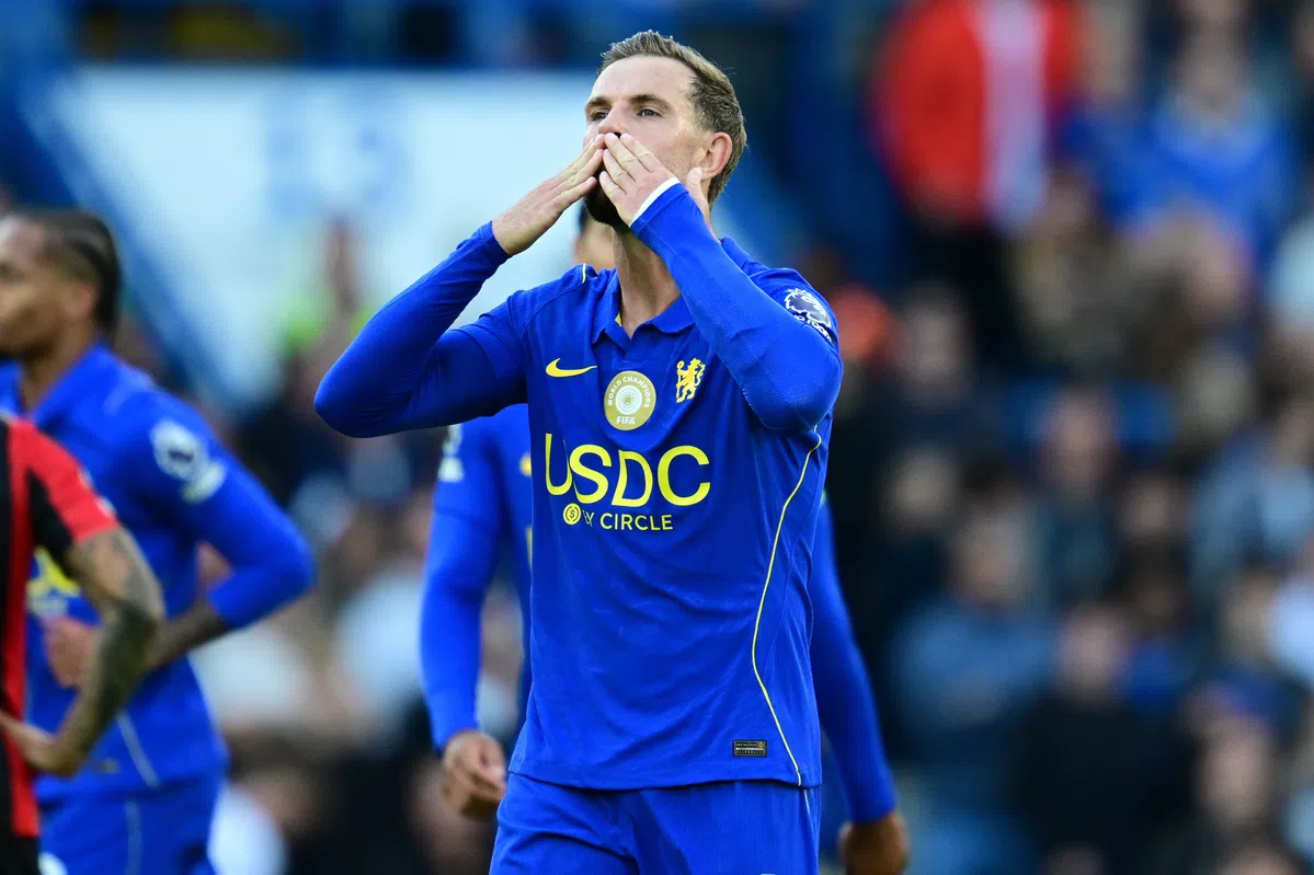 Henderson leads Chelsea to 5-1 win over Bournemouth with two goals