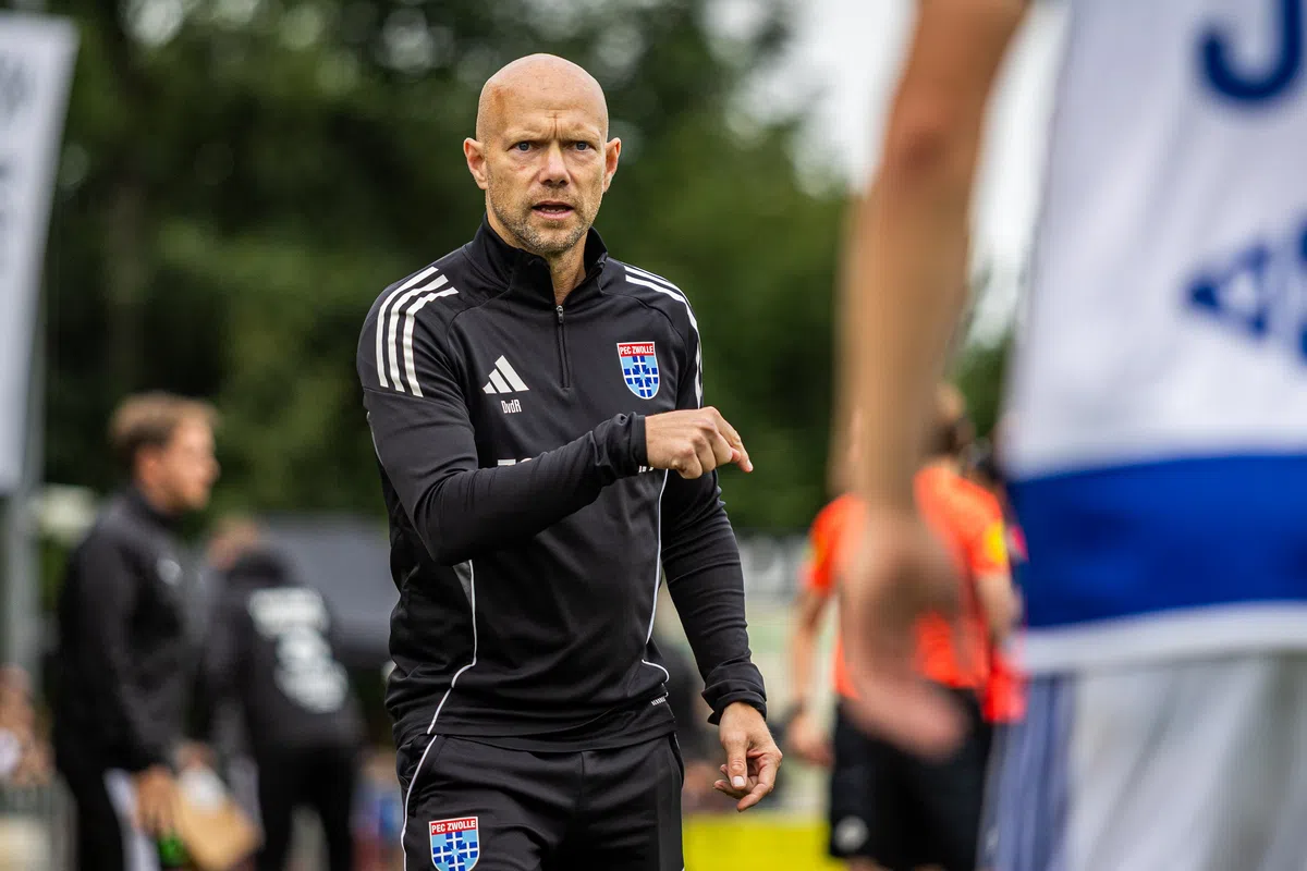 Van der Ree terug bij PEC, meteen de derby in — photo: Voetbal International