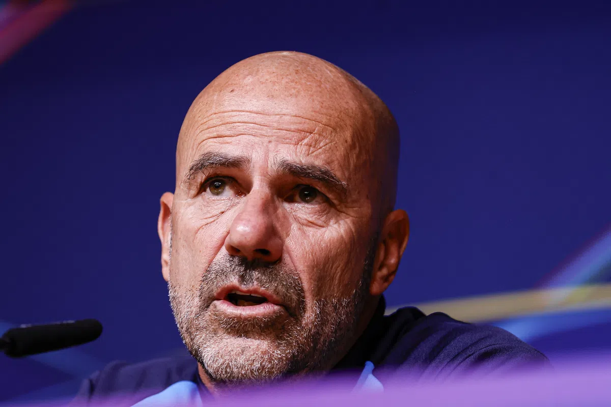 Bosz blijft vaag over beschikbaarheid Van Bommel en Pepi in topper tegen Feyenoord