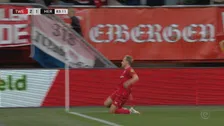 Thumbnail for article: Samenvatting: FC Twente dendert door onder Van den Brom en wint derby