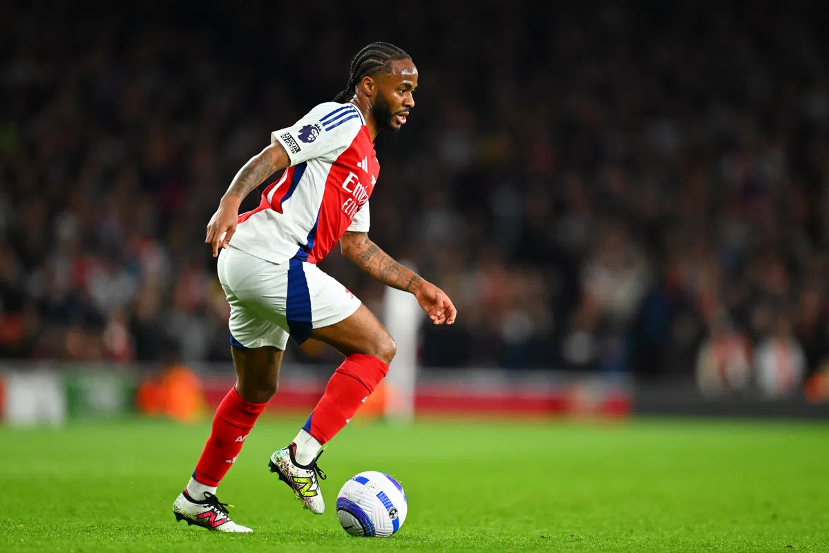 'De Sterling-hype gaat Van Persie niet redden'