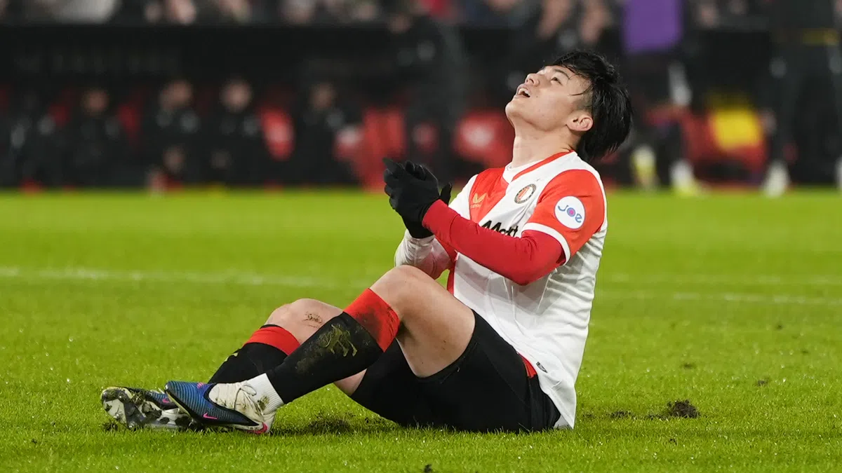 Ueda worstelt: 'Een absurde statistiek voor een Feyenoord-speler'