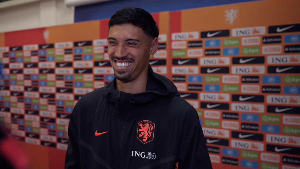 Oranje-Spieler gratulierten Dumfries bereits zum Transfer nach Real Madrid