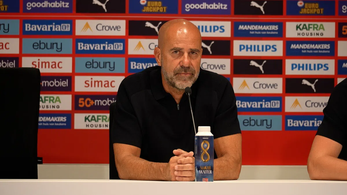 Bosz verteidigt Kovár: "Es ist schade, dass er sich selbst